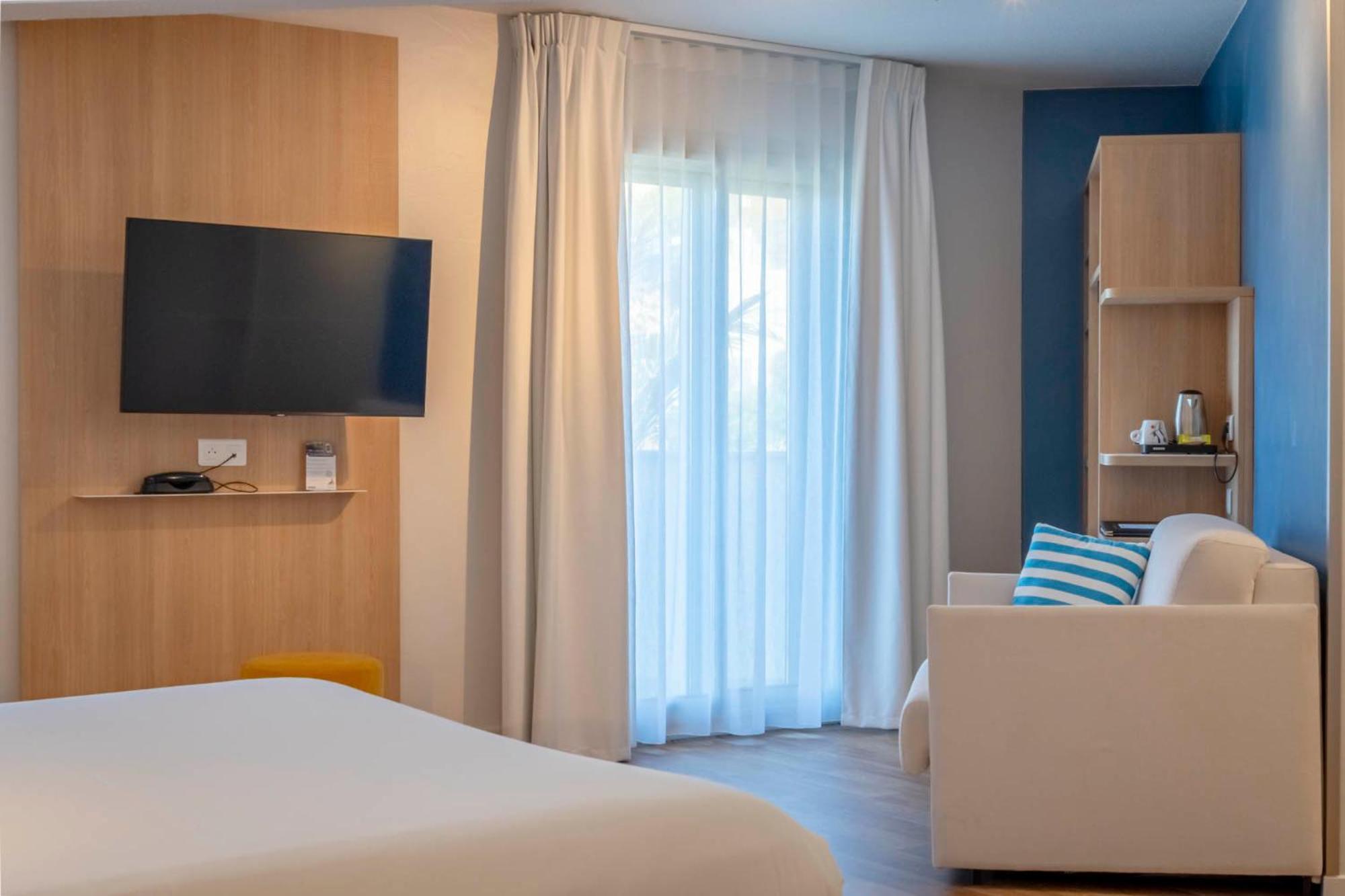 Ibis Styles Biarritz Plage Екстериор снимка
