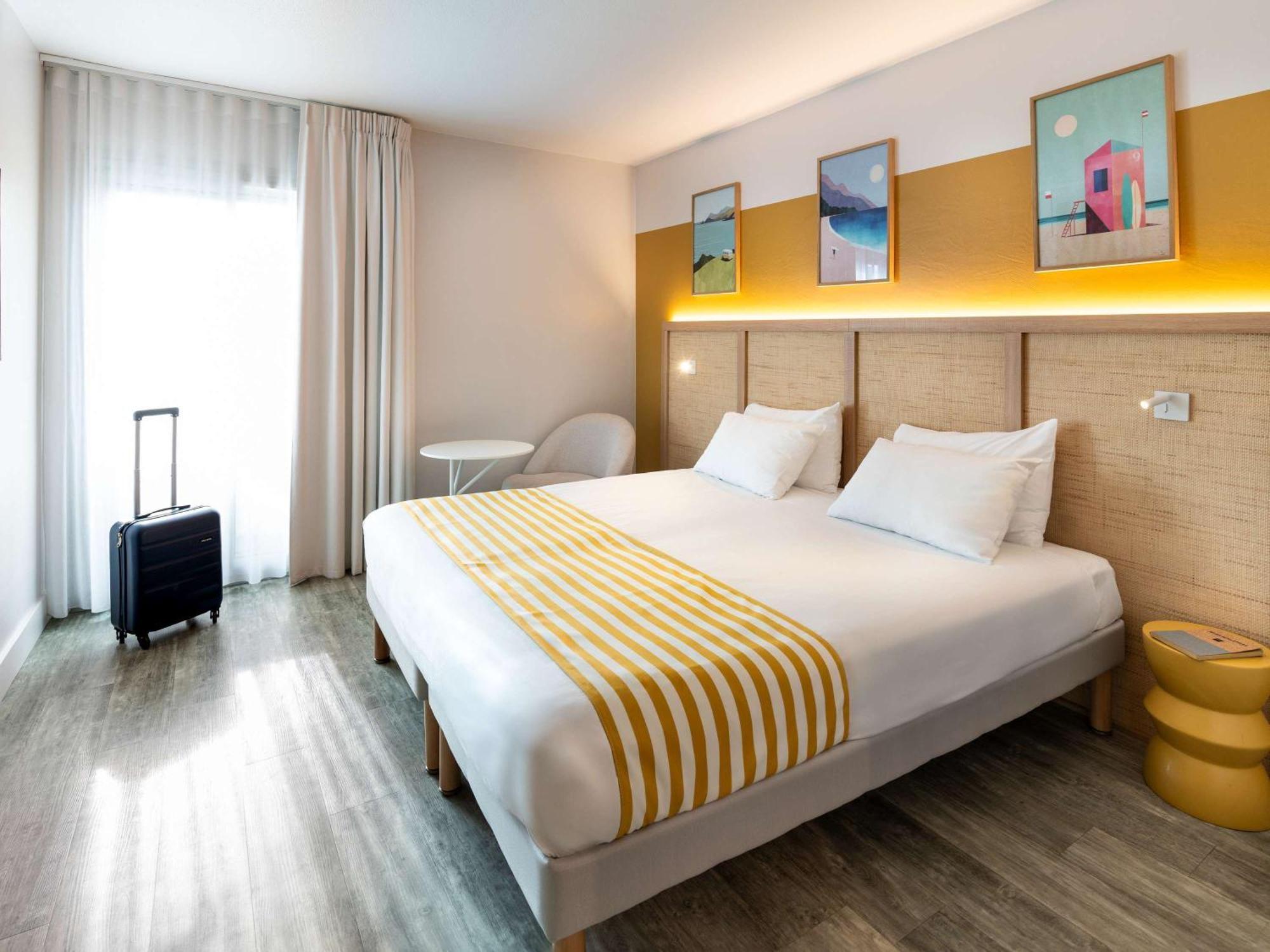 Ibis Styles Biarritz Plage Екстериор снимка